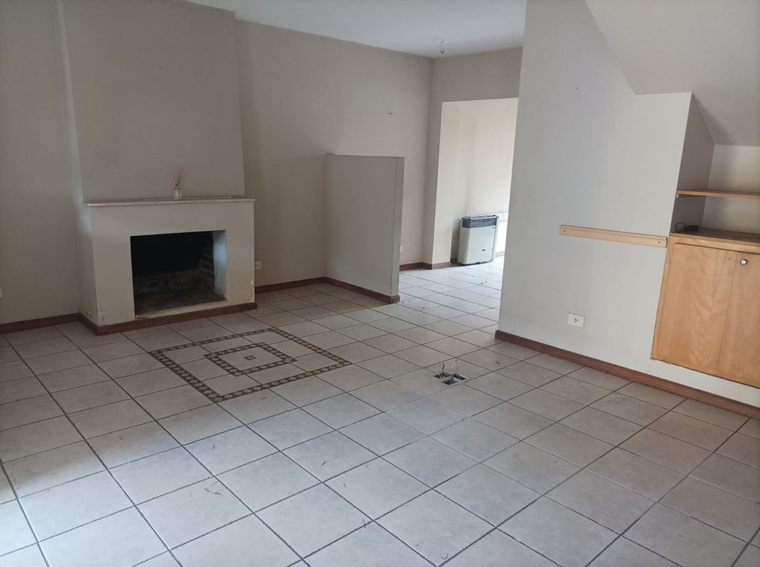 Chalet, oficina comercial sobre Av Libertador Martínez